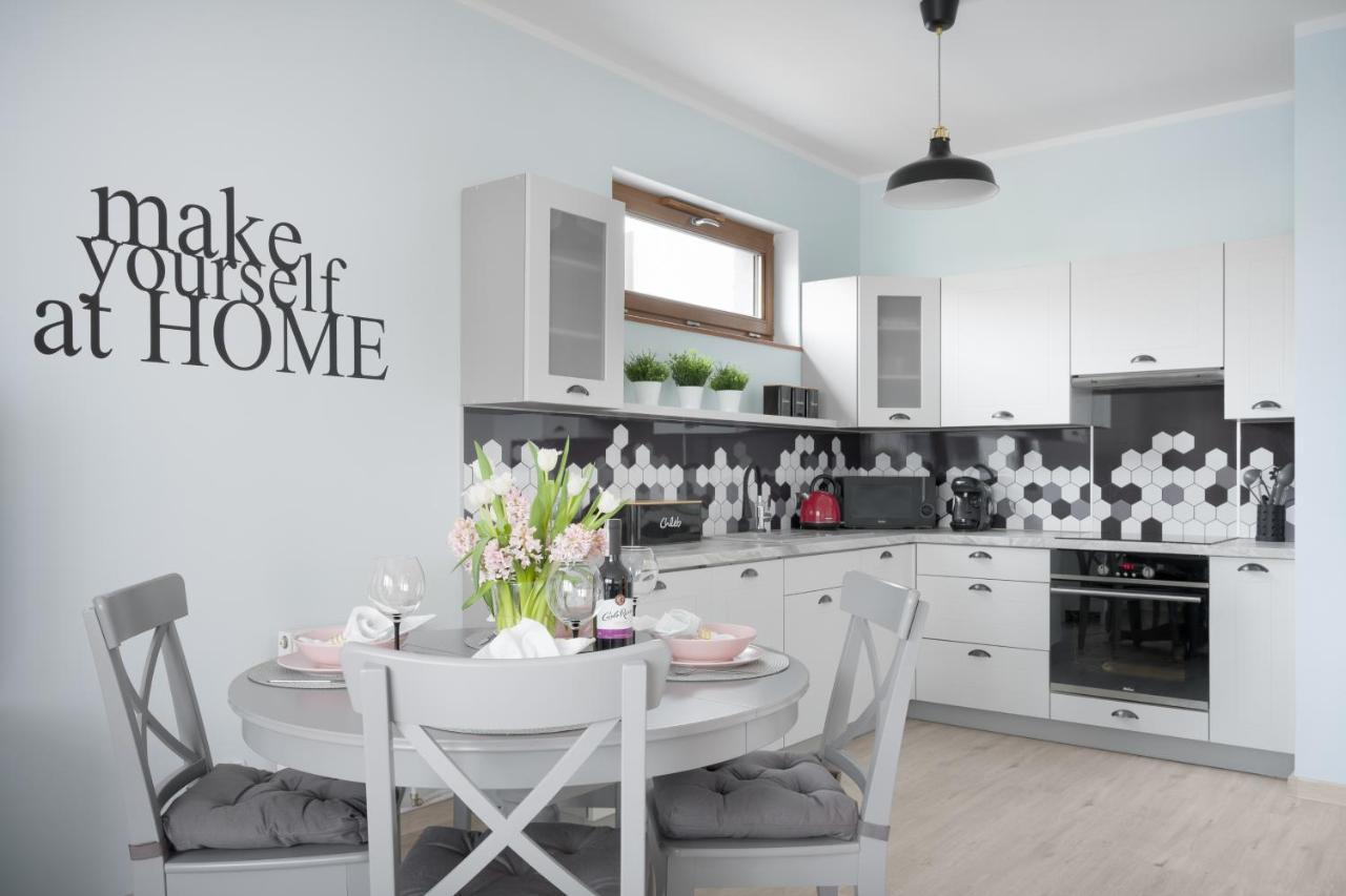 Nowoczesny I Komfortowy Apartament Na Platanie Appartement Świnoujście Buitenkant foto